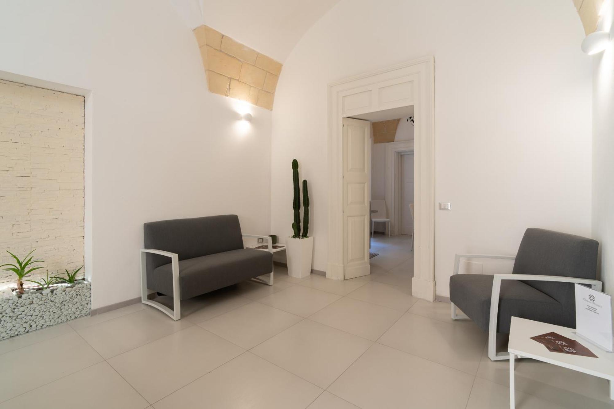 Dimora Barocca Luxury Suites Лечче Экстерьер фото