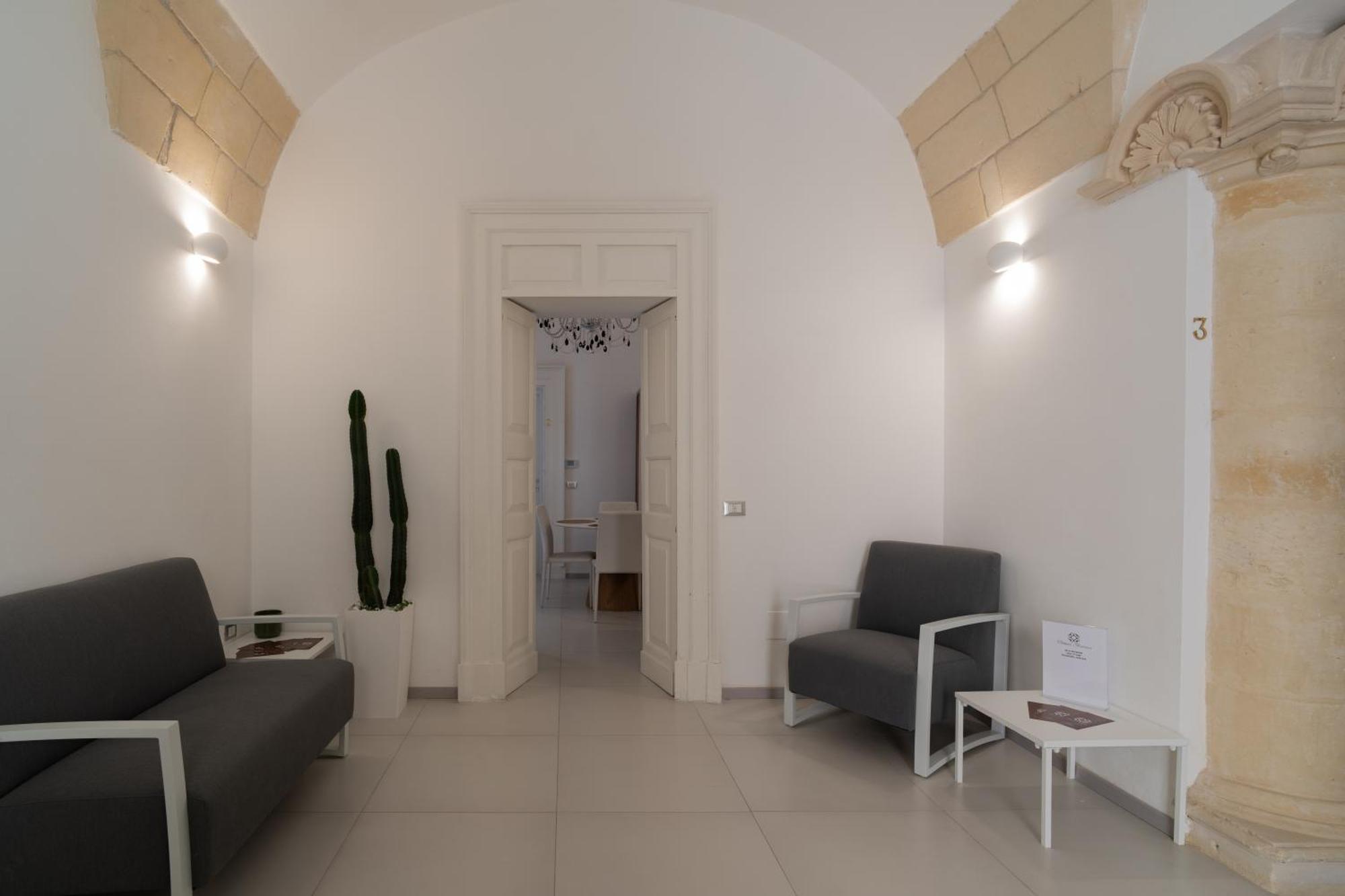Dimora Barocca Luxury Suites Лечче Экстерьер фото